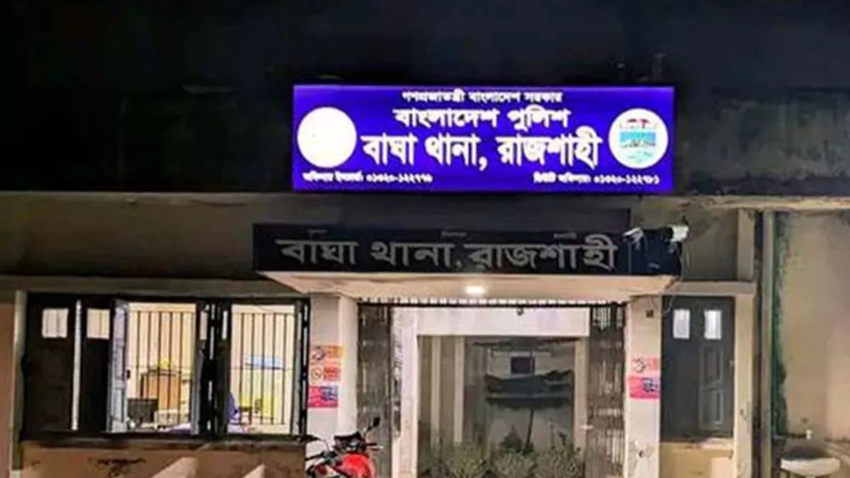 মাইক্রোবাসের ধাক্কায় স্কুলছাত্রের মৃত্যু