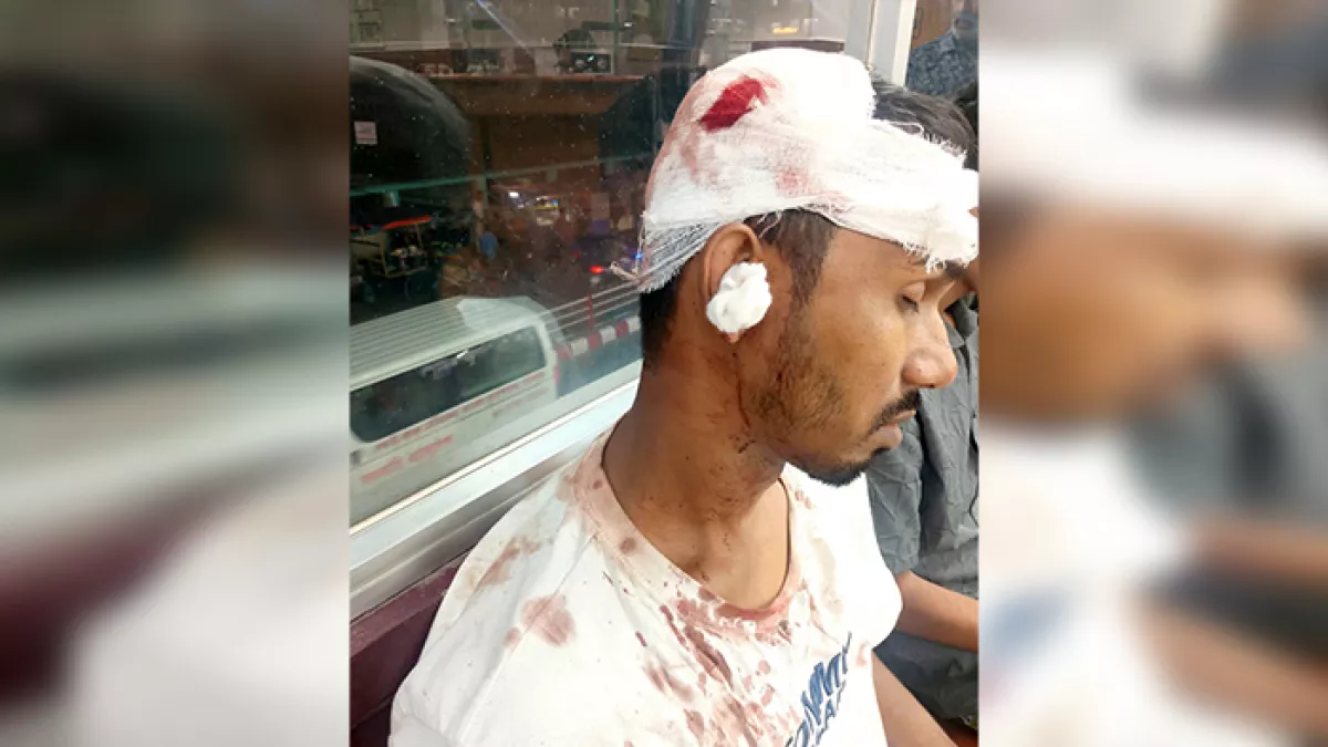 দুপুরে হুমকি, বিকালে হামলায় যুবকের অবস্থা সংকটাপন্ন