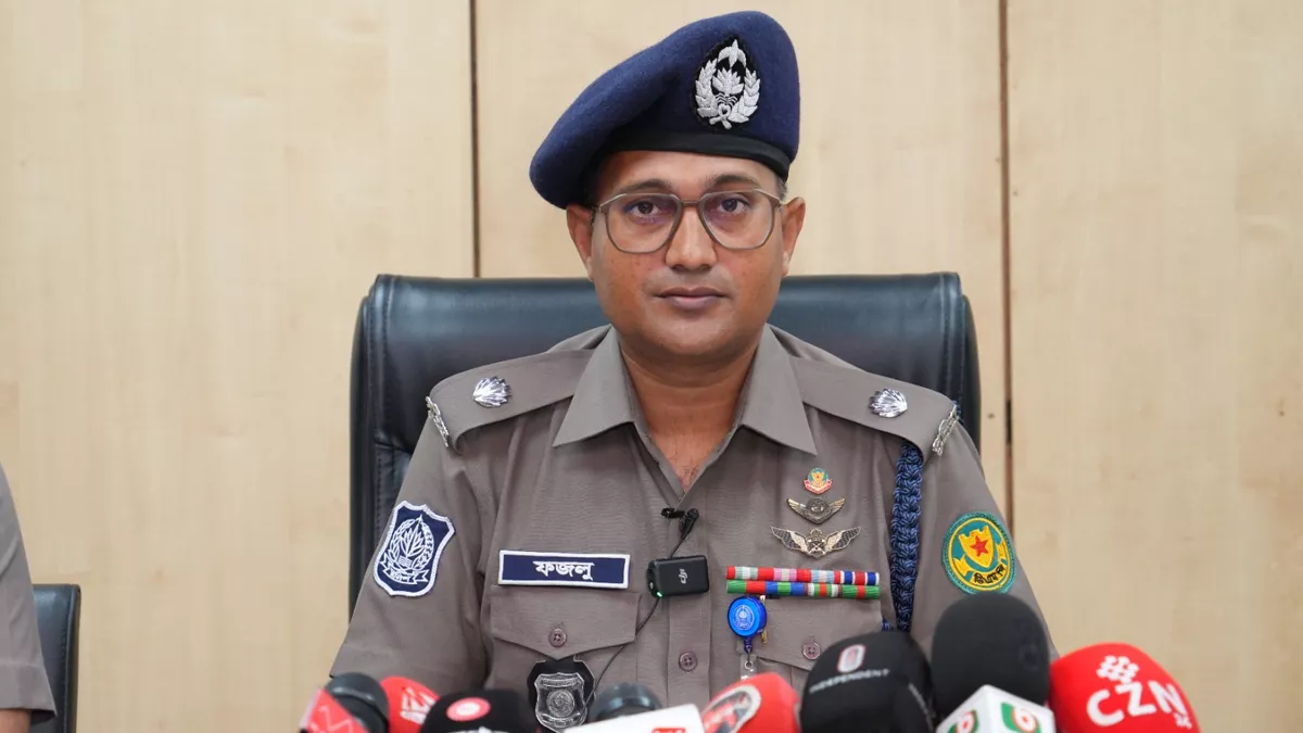 গ্রেপ্তার এড়াতে মোহাম্মদপুর ছেড়ে নারায়ণগঞ্জে আস্তানা ছিনতাইকারীদের