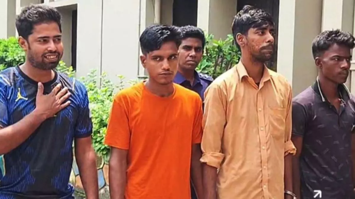 ডাকাতির প্রস্তুতিকালে অস্ত্রসহ আটক ৪