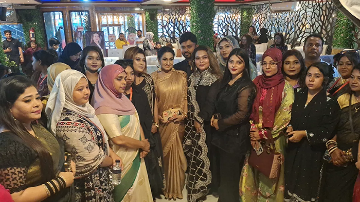 মেকআপ আর্টিস্টদের অংশগ্রহণে দিনব্যাপী প্রশিক্ষণ কর্মশালা