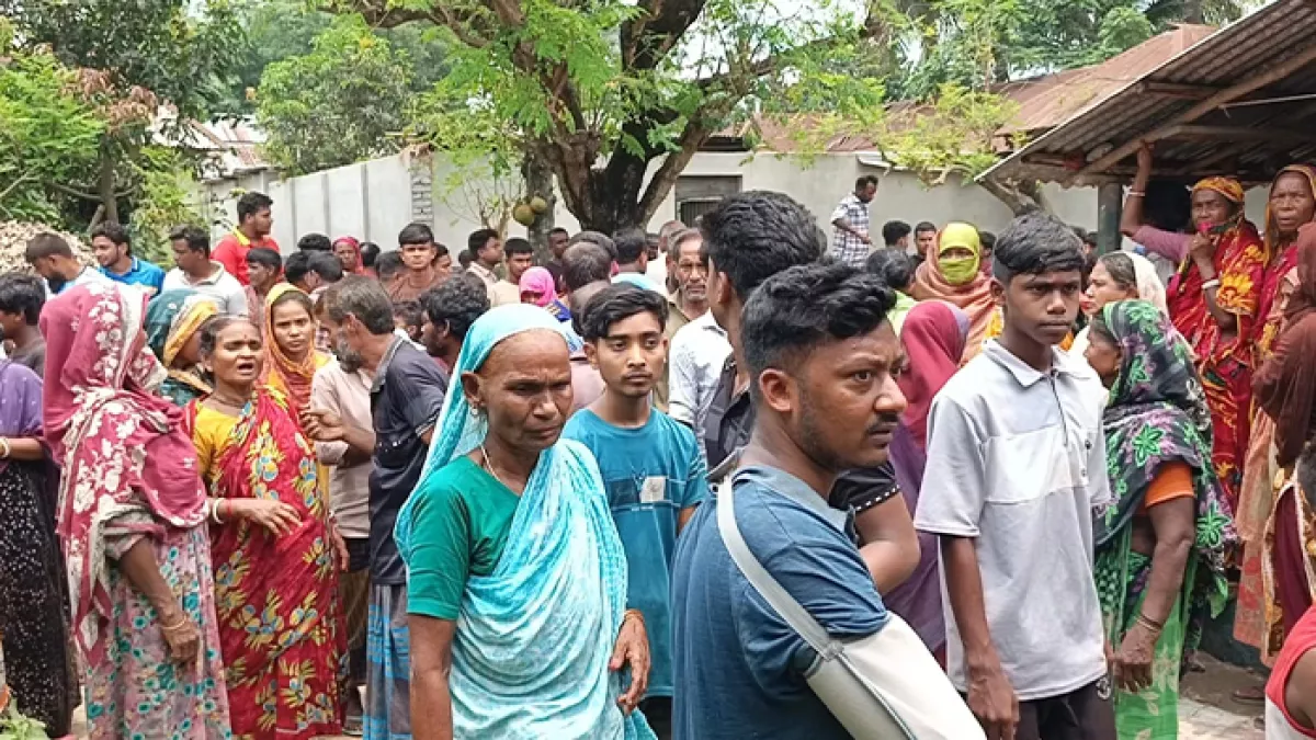 জয়পুরহাট সদর উপজেলার দুর্গাদহ ঢুলিপাড়া এলাকায় পারিবারিক কলহের জেরে এক গৃহবধূকে পিটিয়ে হত্যার অভিযোগ উঠেছে তার স্বামীর বিরুদ্ধে। প্রবা ফটো 