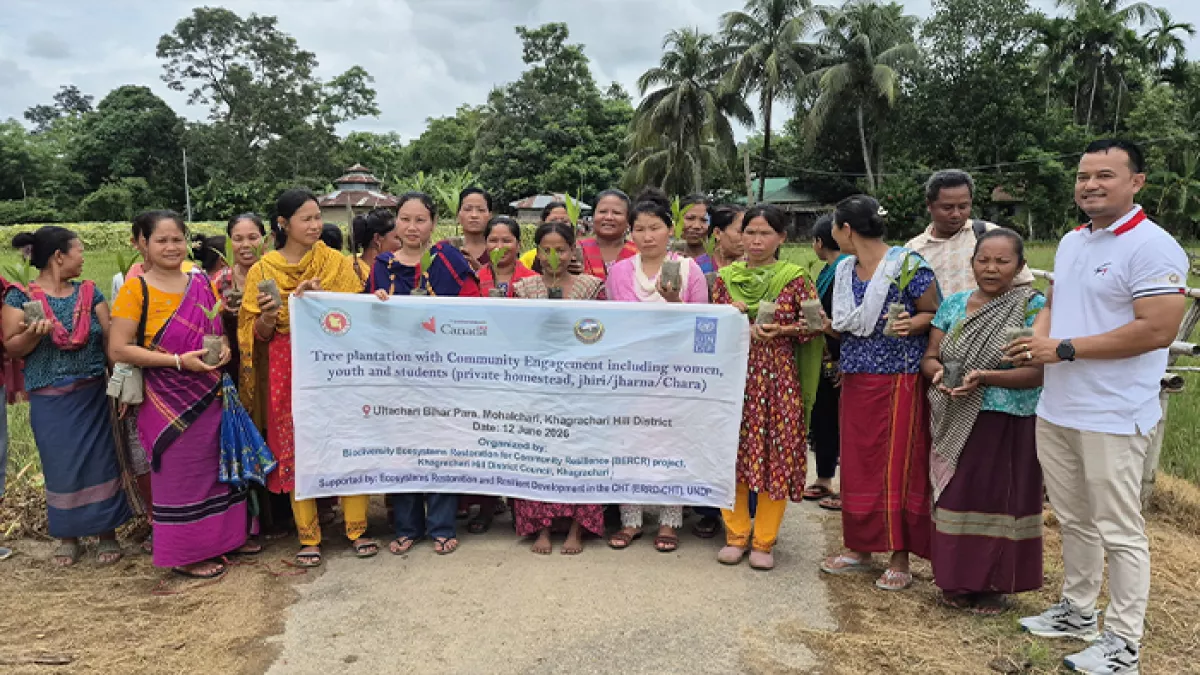 খাগড়াছড়ির মহালছড়ি উপজেলার উল্টাছড়ি বিহার পাড়ায় নারী, যুব ও শিক্ষার্থীদের অংশগ্রহণের ব্যতিক্রমী গাছের চারা লাগানোর কর্মসূচি অনুষ্ঠিত হয়। প্রবা ফটো
