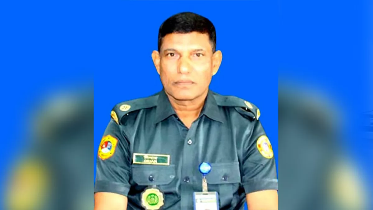 কিশোরগঞ্জ জেলা কারাগারের তত্ত্বাবধায়ক (জেল সুপার) মো. দিদারুল আলম। প্রবা ফটো