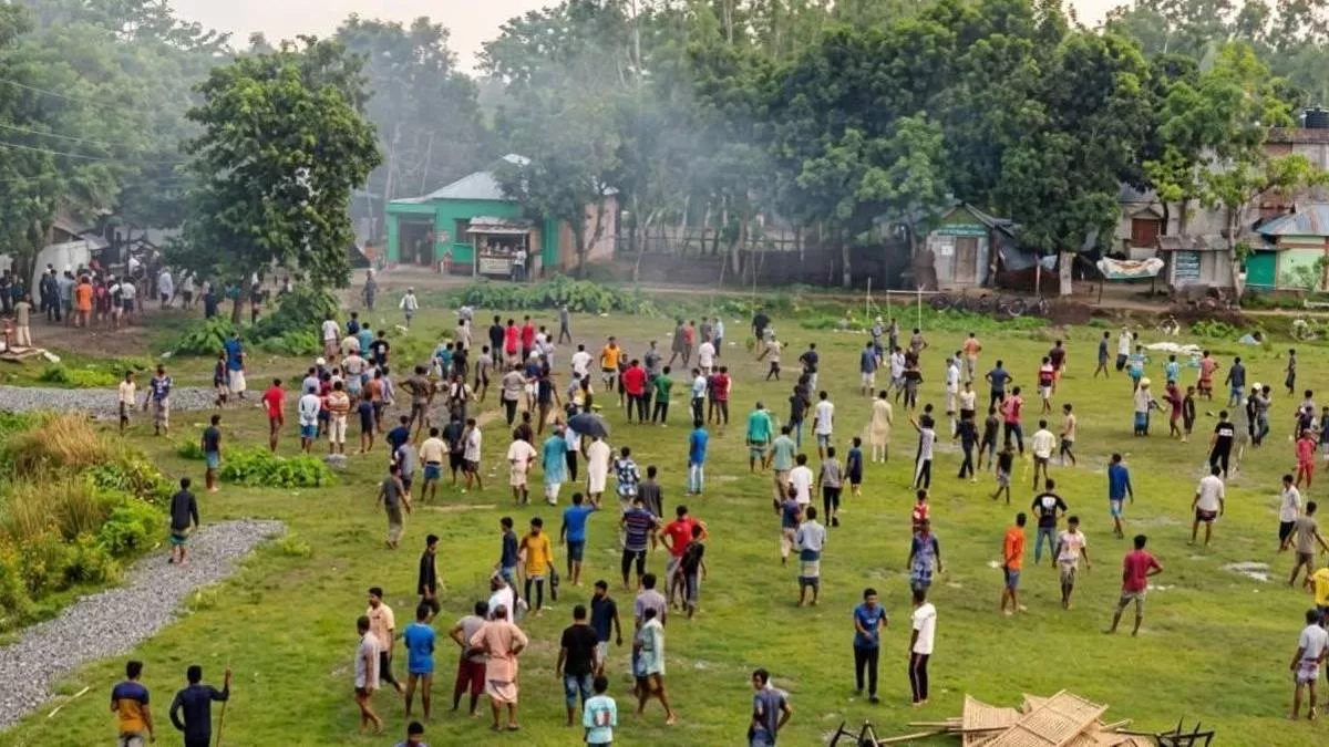 দায়িত্ব নিয়ে দুই চেয়ারম্যানের দ্বন্দ্ব, সংঘর্ষে আহত অর্ধশতাধিক