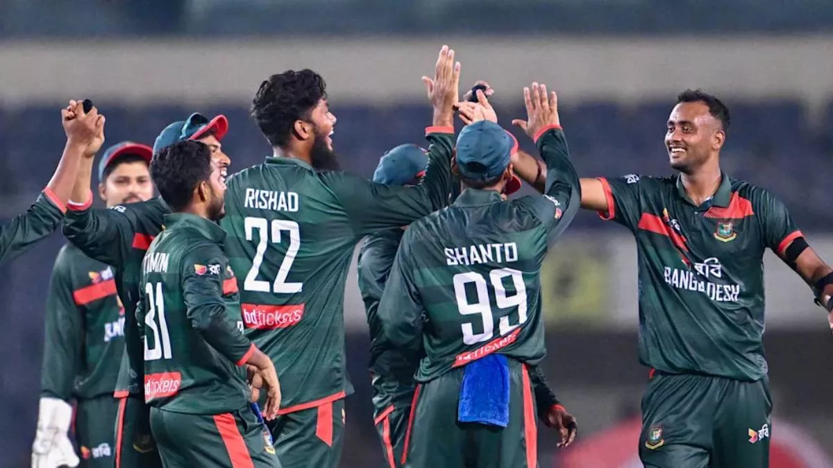 অস্ট্রেলিয়ার বিপক্ষে ওয়ানডে সিরিজে দুর্দান্ত পারফরম্যান্সের সুবাদে আইসিসির ওয়ানডে বোলিং র‍্যাঙ্কিংয়ে উপরের দিকে উঠে এসেছেন পেসার শরীফুল ইসলাম, মুস্তাফিজুর রহমান এবং তাসকিন আহমেদ। ছবি: আইসিসি