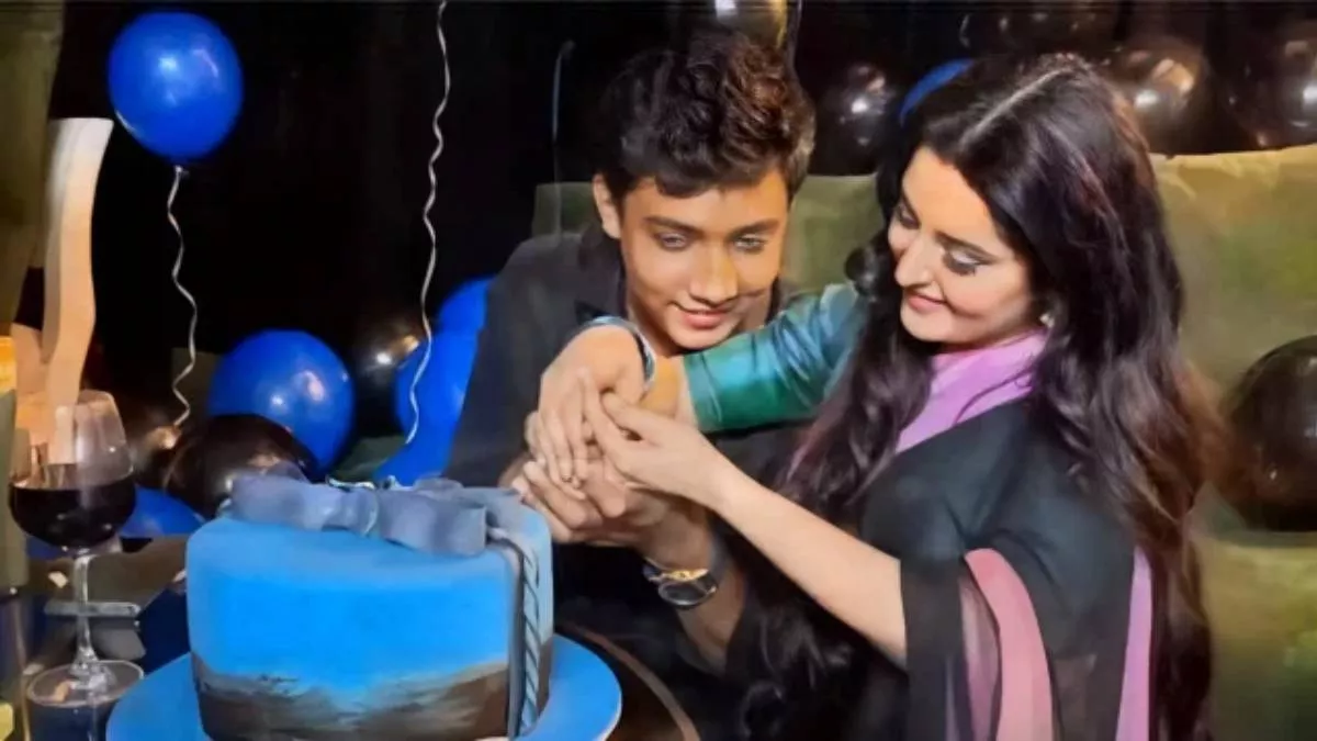 চিত্রনায়িকা পরীমনির সঙ্গে জন্মদিন উদযাপন করছেন পুলিশ কর্মকর্তা মো. গোলাম সাকলায়েন। কোলাজ: প্রতিদিনের বাংলাদেশ