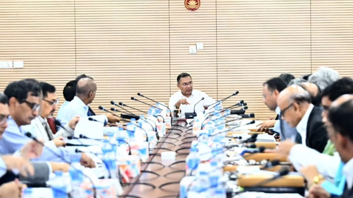 প্রধানমন্ত্রী তারেক রহমানের সভাপতিত্বে মঙ্গলবার জাতীয় অর্থনৈতিক পরিষদের নির্বাহী কমিটির সভা অনুষ্ঠিত হয়। ছবি: প্রধানমন্ত্রীর কার্যালয়