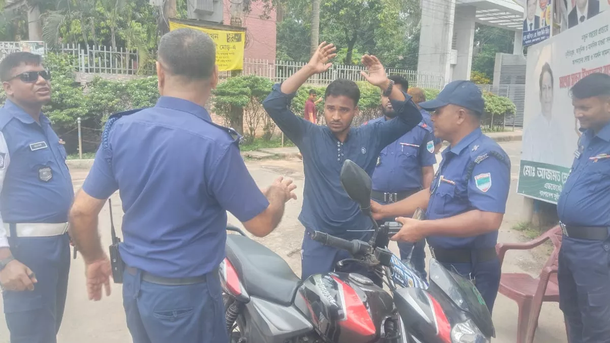 মাগুরায় আওয়ামী লীগের প্রতিষ্ঠাবার্ষিকী ঘিরে নিরাপত্তা জোরদার