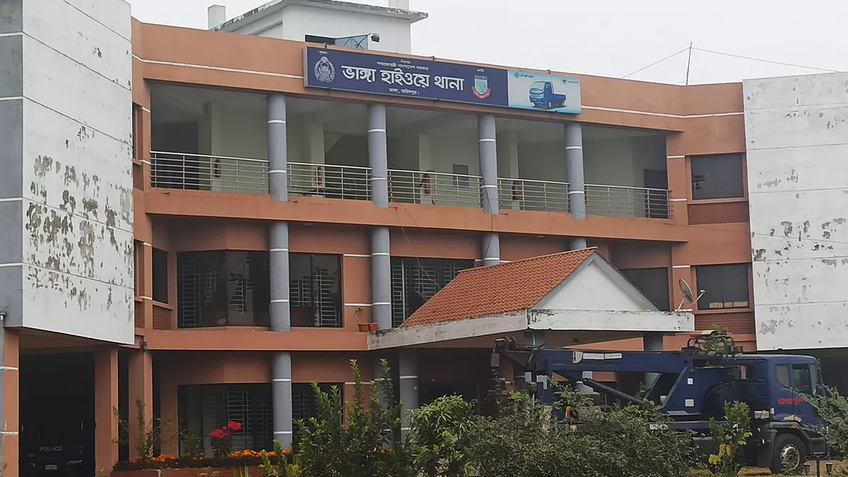 ভাঙ্গায় কাভার্ড ভ্যানের ধাক্কায় দিনমজুর নিহত