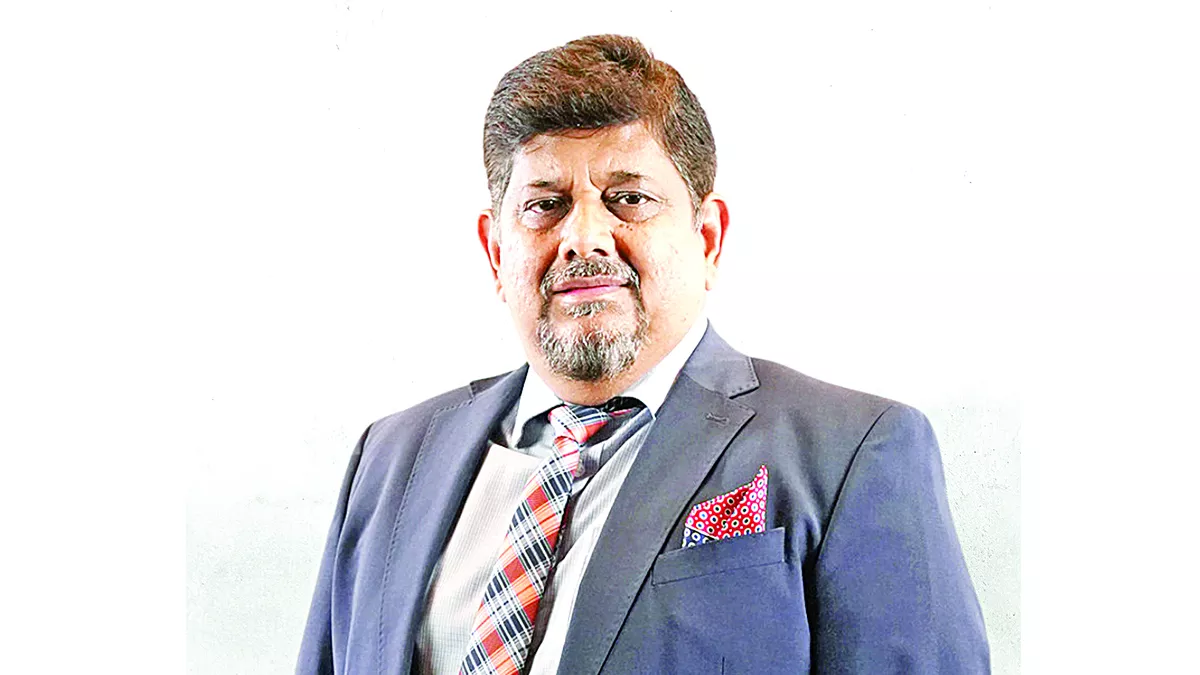 আল-আরাফাহ্ ইসলামী ব্যাংক পিএলসির ব্যবস্থাপনা পরিচালক ও সিইও রাফাত উল্লা খান