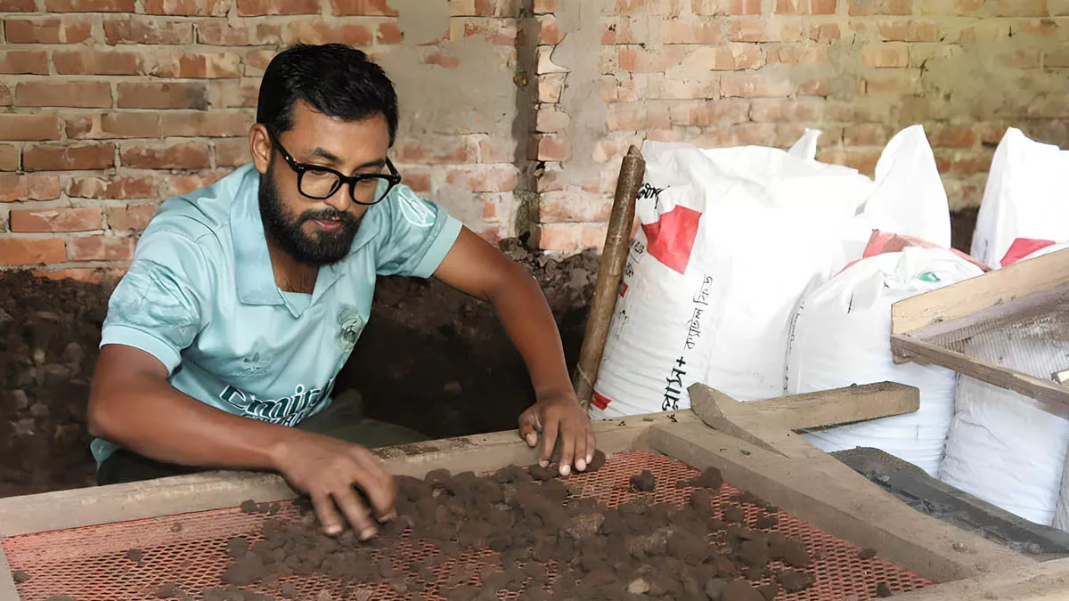 সফল তরুণ উদ্যোক্তা লাভলু