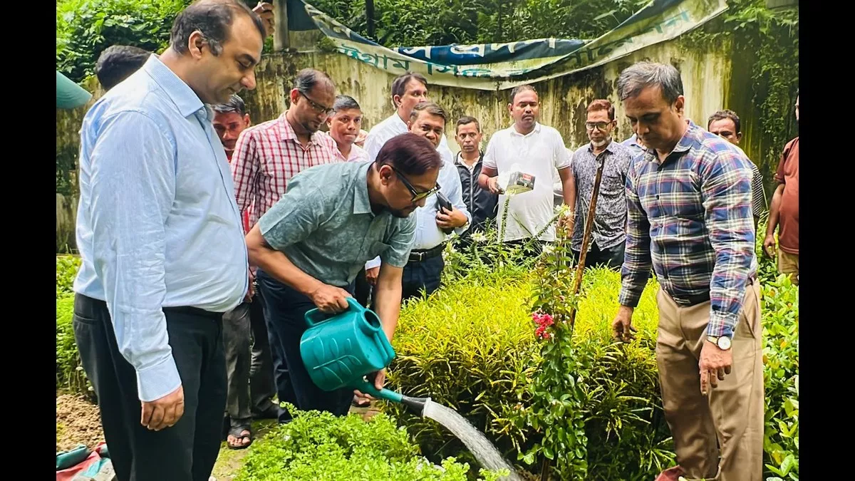 গ্রীন চট্টগ্রাম গড়তে ১০ লাখ গাছ রোপন করা হচ্ছে