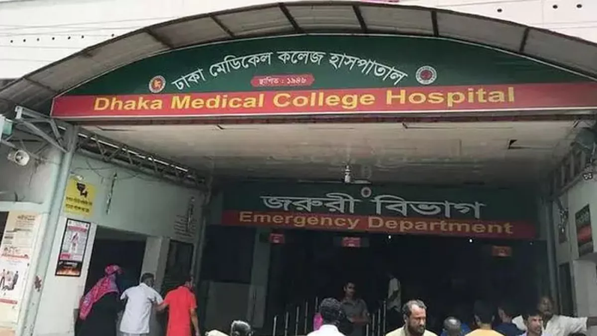জবি মন্দিরের পুরোহিতকে কুপিয়ে জখম