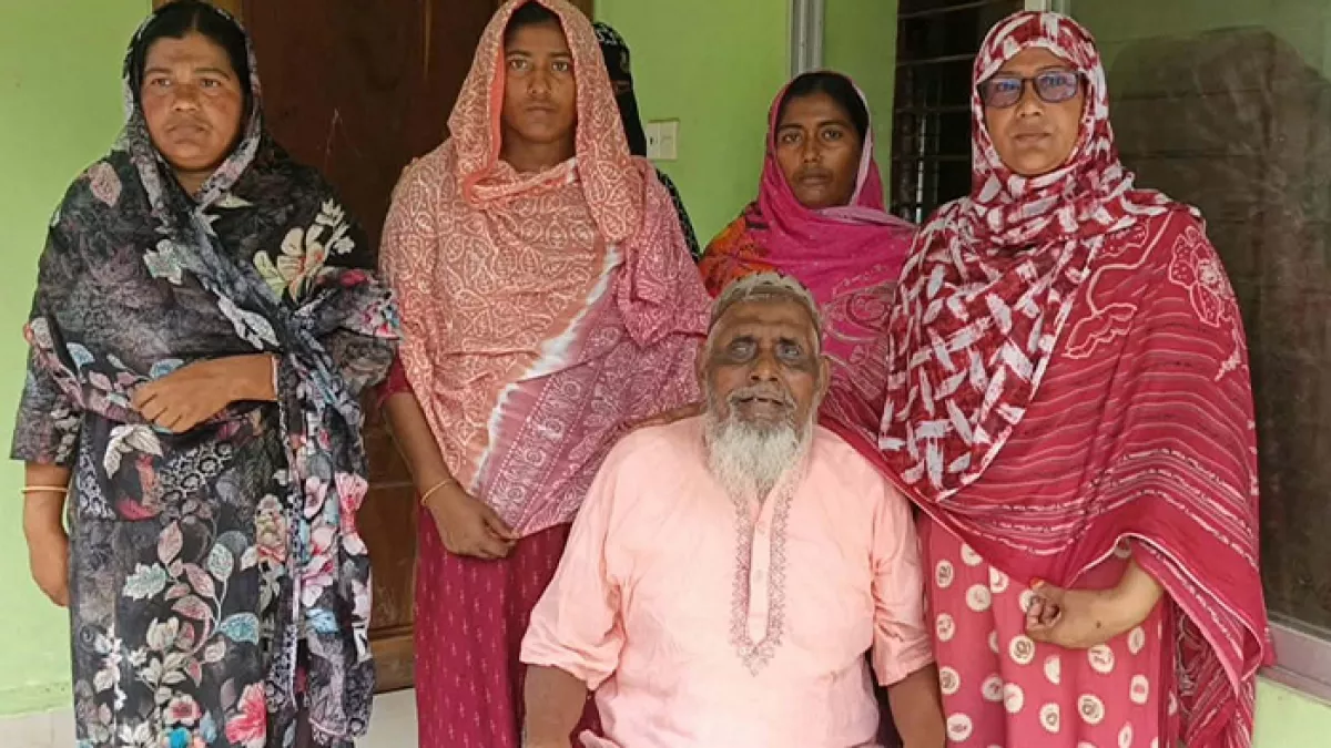 দৃষ্টিহীন বীর মুক্তিযোদ্ধার দোকান জমিতে প্রভাবশালীদের কুদৃষ্টি