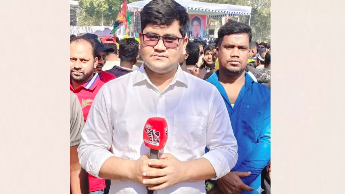 দৈনিক যশোর বার্তার সাংবাদিক আতিকুজ্জামান রিমু। ছবি: সংগৃহীত
