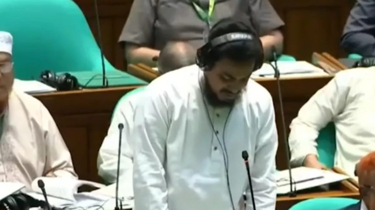 ত্রাণ বরাদ্দে বৈষম্যের অভিযোগ এমপি আখতারের