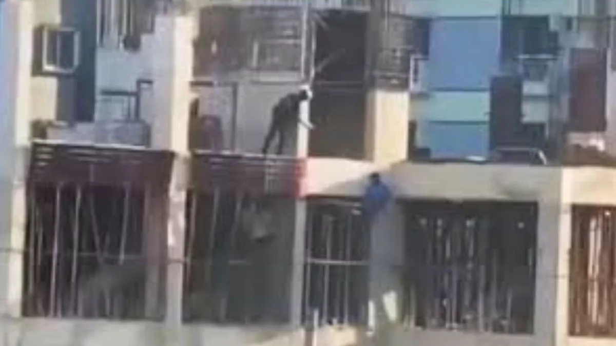 রামপুরায় কার্নিশে ঝুলন্ত তরুণ হত্যা মামলার রায় ২৮ জুন
