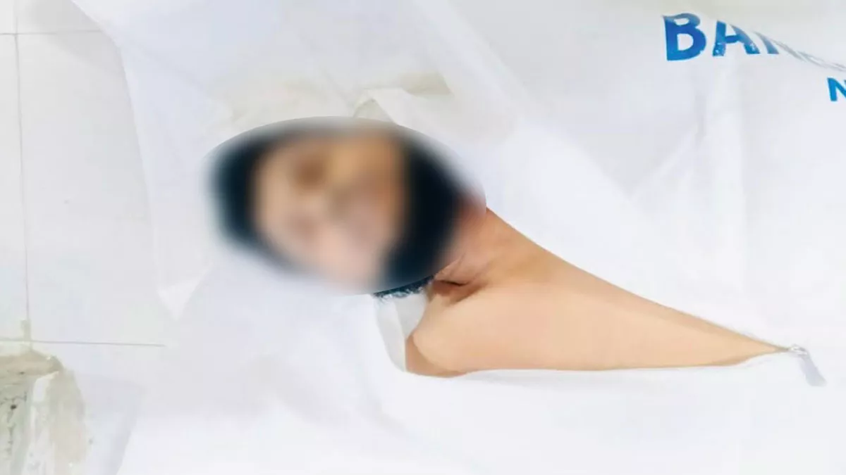 নামাজরত ছোট ভাইকে কুপিয়ে হত্যা
