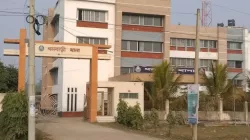 টাঙ্গাইলে সড়ক দুর্ঘটনায় প্রাণ গেল স্ত্রীর, হাসপাতালে স্বামী ও ছেলে