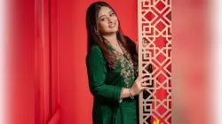 হাসিতেই যার অনন্ত মুগ্ধতা