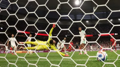 ‘নিষ্প্রভ’ আলজেরিয়াকে বিদায় করে শেষ ষোলোয় সুইজারল্যান্ড