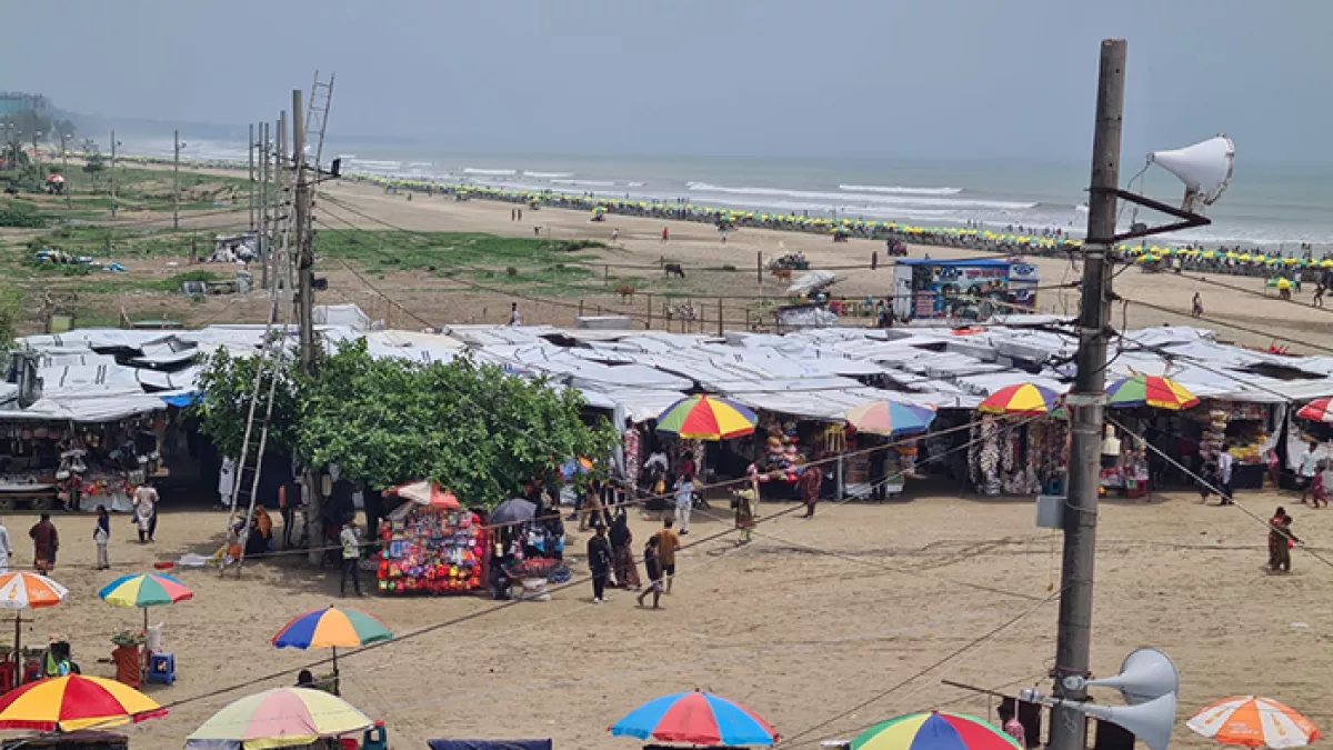সৈকতের ঝুঁপড়ি দোকান সরিয়ে নিতে চূড়ান্ত নিদের্শনা