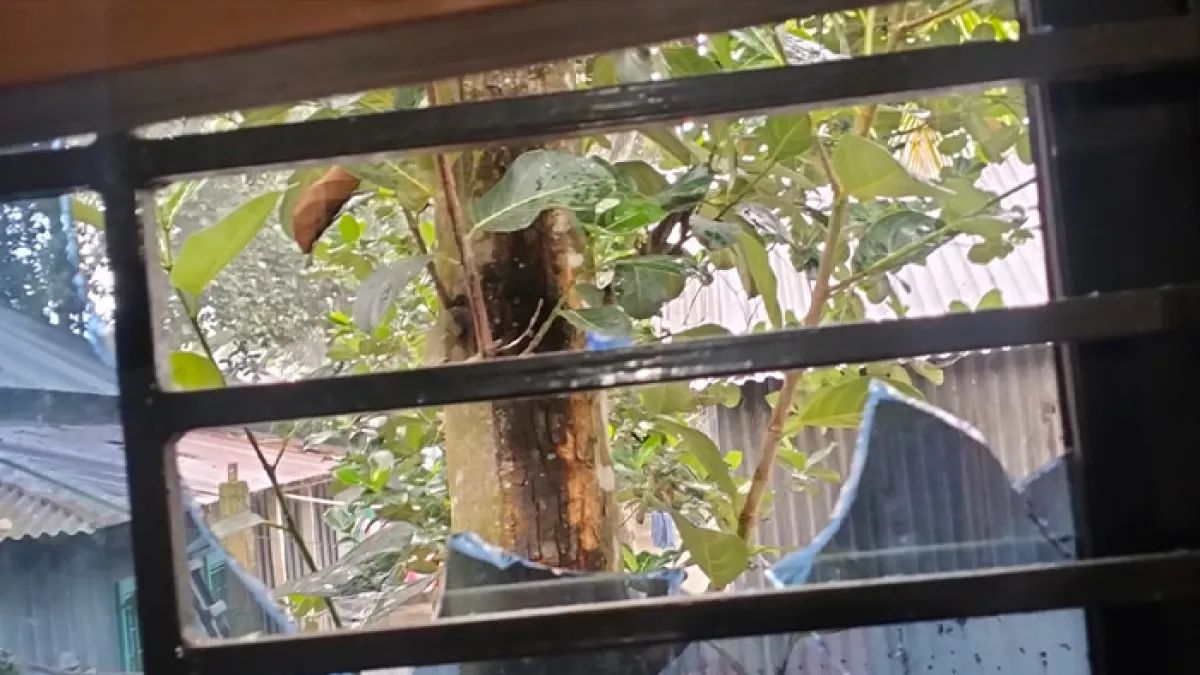 বালুঘাটের আধিপত্য নিয়ে কালিহাতীতে গুলি