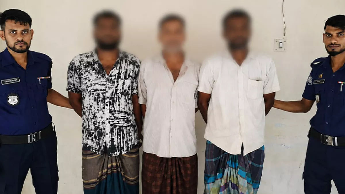মৌলভীবাজারে চাঞ্চল্যকর ও ক্লুলেস  হত্যা মামলার ৫ আসামিকে গ্রেপ্তার করেছে সদর মডেল থানা পুলিশ। প্রবা ফটো