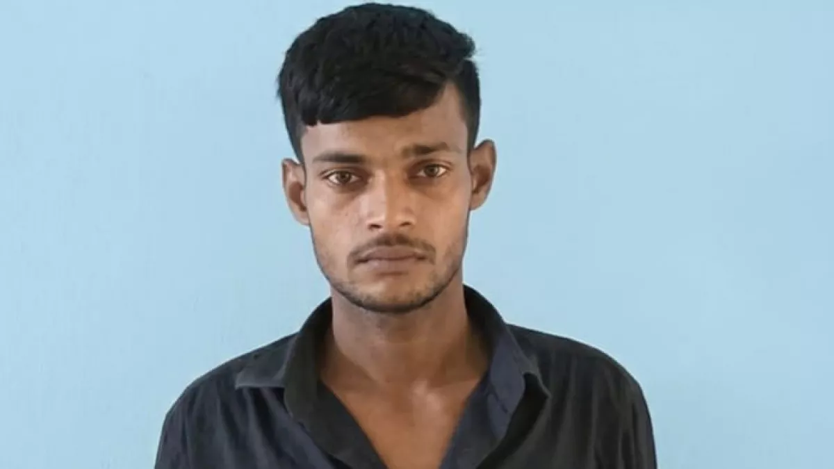 নারায়ণগঞ্জের আড়াইহাজারে এক শারীরিক প্রতিবন্ধী নারীকে ধর্ষণের অভিযোগে সজিব কালাই  নামে এক যুবককে  গ্রেপ্তার করেছে পুলিশ।  প্রবা ফটো