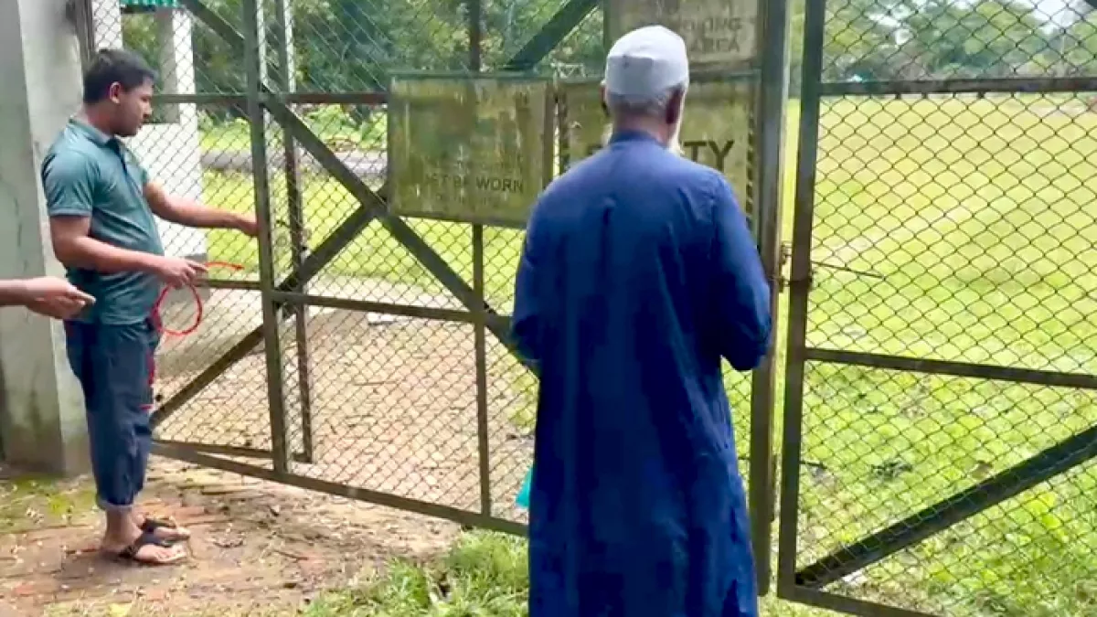 সিলেটের জকিগঞ্জ গ্যাস ফিল্ডের মূল ফটকে তালা ঝুলিয়ে অধিগ্রহণকৃত ভূমির ন্যায্যমূল্য পরিশোধের দাবিতে প্রতিবাদ জানিয়েছেন ক্ষতিগ্রস্ত ভূমির মালিকরা। প্রবা ফটো