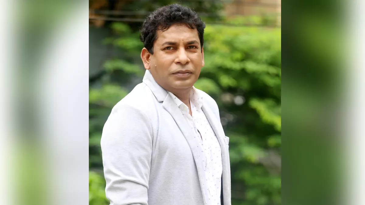 নতুন ভূমিকায় মোশাররফ করিম