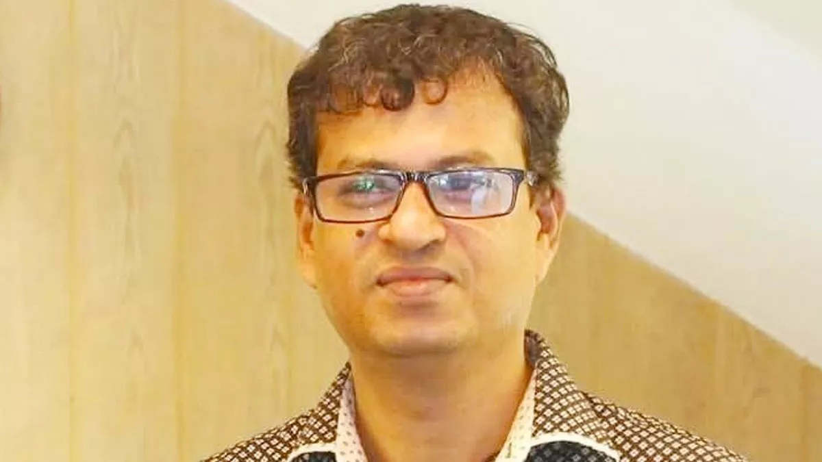 সব ডিম এক ঝুড়িতে রাখার মাশুল দিচ্ছে বাংলাদেশ