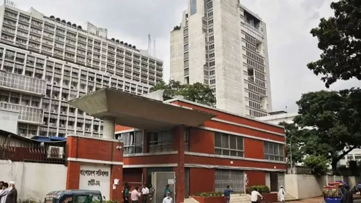 সচিব পদে আসছে বড় রদবদল