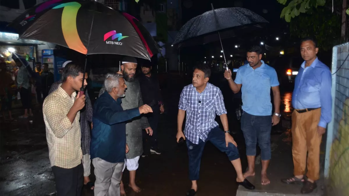 বগুড়ায় ৮৫ মিলিমিটার বৃষ্টিপাতের রেকর্ড,  জলাবদ্ধতায় ভোগান্তি