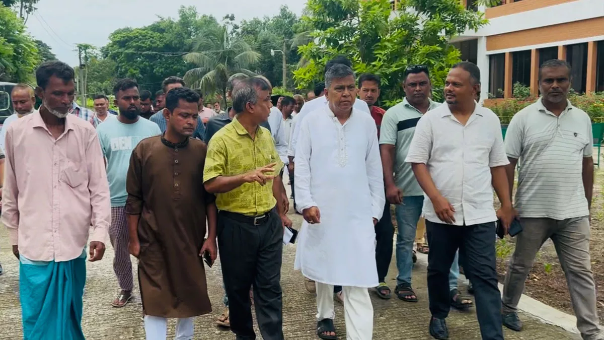 ‘ভূতুড়ে’ বিল ও লোডশেডিং বন্ধে এমপি মান্নানের কঠোর নির্দেশ 