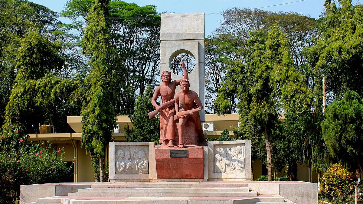 রাজশাহী বিশ্ববিদ্যালয়ের কয়েকটি ঐতিহাসিক স্থাপনা
